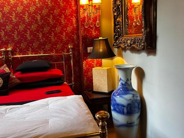 LU Suites : photo 6 de la chambre chambre lit king-size deluxe