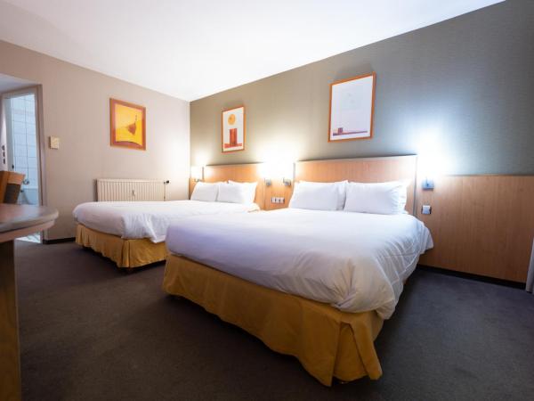 Holiday Inn Calais-Centre, an IHG Hotel : photo 1 de la chambre chambre double standard avec 2 lits doubles