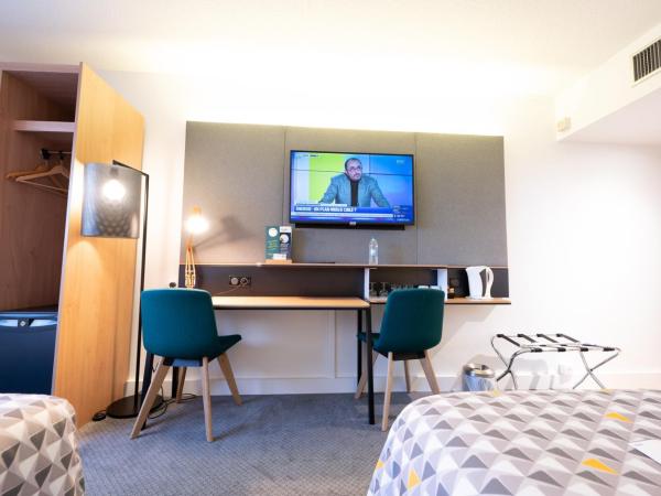 Holiday Inn Calais-Centre, an IHG Hotel : photo 3 de la chambre chambre double standard avec 2lits doubles-tage suprieur-vue sur mer