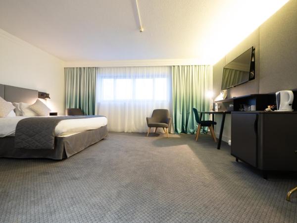 Holiday Inn Calais-Centre, an IHG Hotel : photo 4 de la chambre chambre lit queen-size premium - vue sur mer
