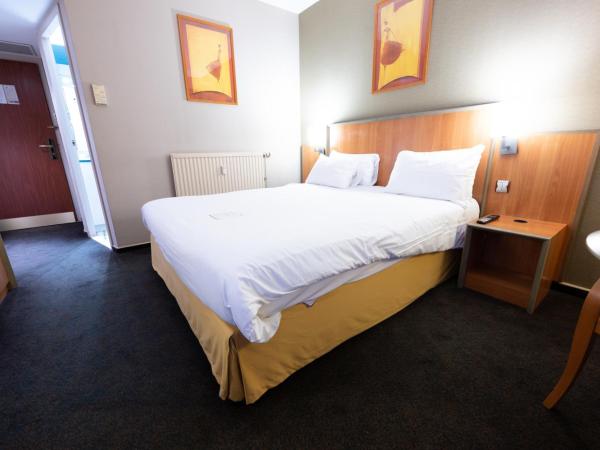 Holiday Inn Calais-Centre, an IHG Hotel : photo 2 de la chambre chambre standard lit queen-size