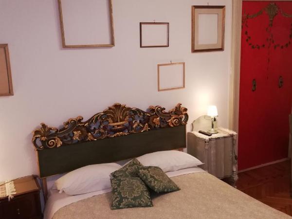 Residenza Rubbiani - Fermata Fiera e Rizzoli : photo 7 de la chambre chambre double standard avec salle de bains commune