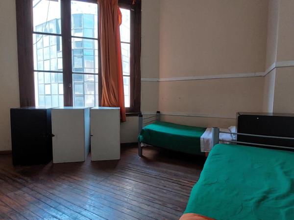 06 Central Hostel Buenos Aires : photo 4 de la chambre lit dans dortoir de 8 lits 