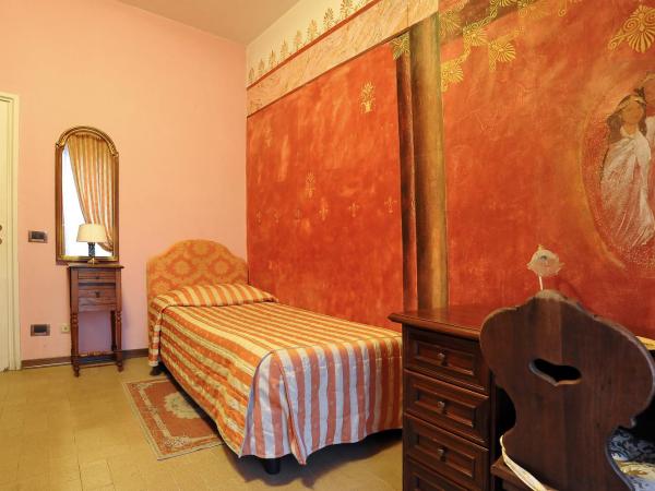 Residenza Cantagalli : photo 1 de la chambre chambre lits jumeaux avec salle de bains privative séparée