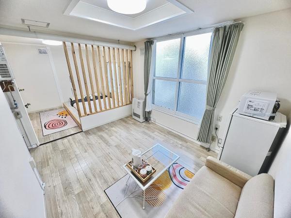 attomi hostel : photo 3 de la chambre chambre quadruple avec douche