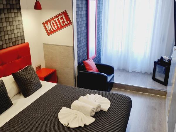 Hostal Lauria : photo 5 de la chambre chambre double