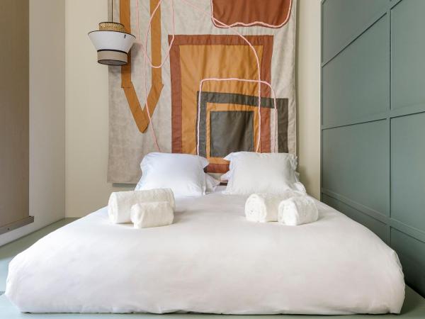 Gogaille - Préfecture - Accès autonome : photo 6 de la chambre chambre deluxe