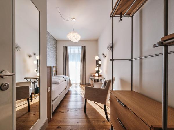 Hotel Edelweiss : photo 5 de la chambre chambre simple avec balcon