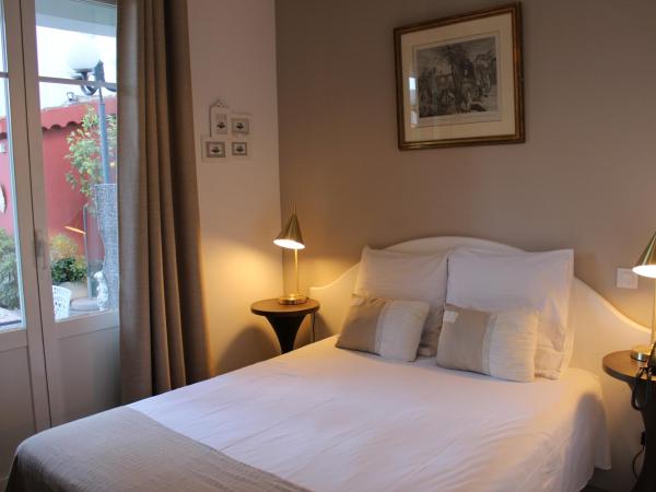 Hôtel La Villa des Oliviers : photo 5 de la chambre chambre double avec terrasse