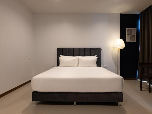 AMIRI PLACE HOTEL : photo 2 de la chambre chambre lit king-size supérieure