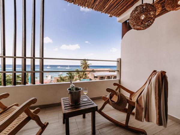 Albatros Suites by Bedsfriends : photo 2 de la chambre appartement - vue sur mer