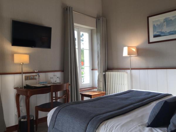 Dormy House : photo 2 de la chambre chambre villa en annexe - vue sur village