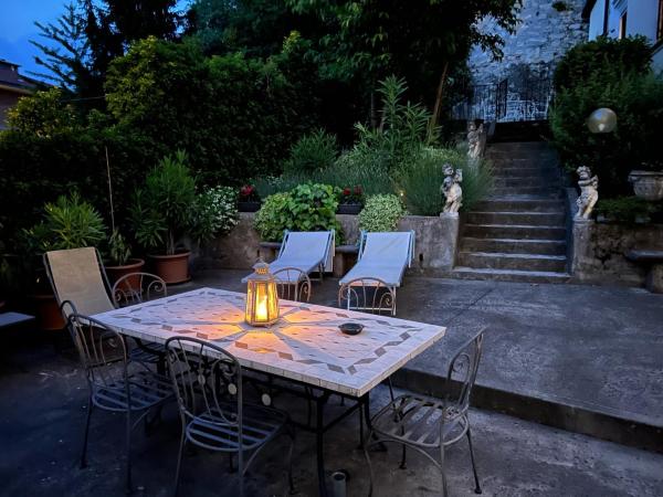 Alla Villa Liberty Bed & Breakfast : photo 10 de la chambre chambre double avec terrasse