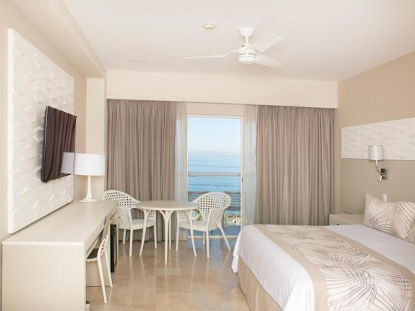 Krystal Grand Puerto Vallarta - All Inclusive : photo 2 de la chambre chambre lit king-size de luxe - vue sur océan