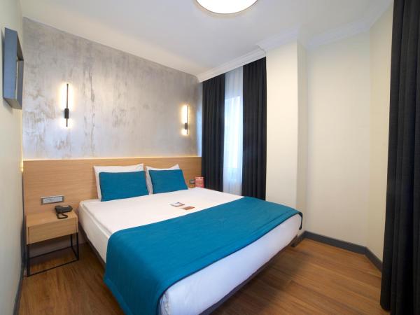 Barin Hotel : photo 1 de la chambre suite avec balcon