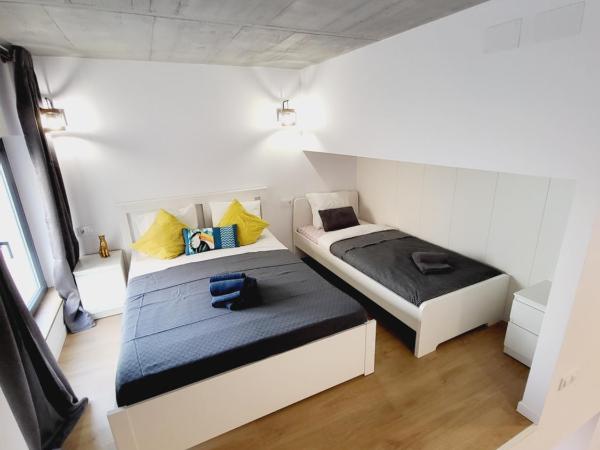 Carbonell 1 : photo 4 de la chambre appartement en duplex