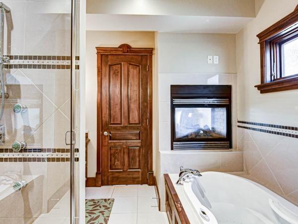 Westmount River Inn : photo 1 de la chambre superior queen with spa bath