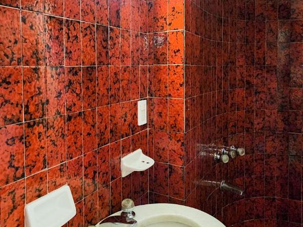 Bucanaan hostel boutique : photo 5 de la chambre chambre familiale avec salle de bains privative