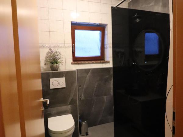 Villa Sojat : photo 9 de la chambre chambre familiale avec terrasse 