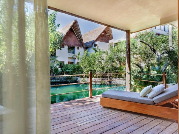 La Valise Tulum, member of Small Luxury Hotels : photo 1 de la chambre suite cénote Étage inférieur - côté jungle