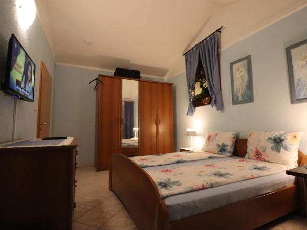 Villa Sojat : photo 8 de la chambre chambre double avec balcon - vue sur mer