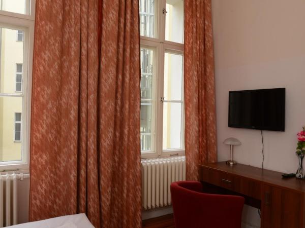 Pension Classic : photo 4 de la chambre chambre double ou lits jumeaux