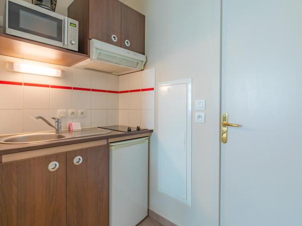 Appart'City Classic La Roche sur Yon Centre : photo 4 de la chambre studio double