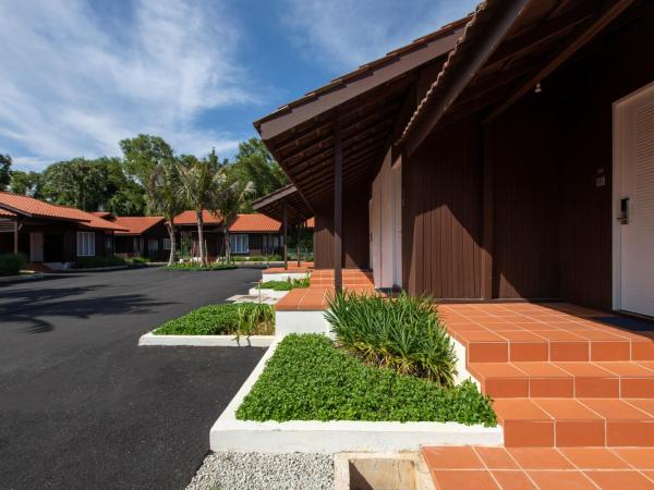 Adena Beach Resort : photo 3 de la chambre chalet