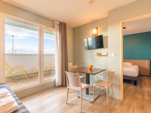 Appart'City Classic La Roche sur Yon Centre : photo 4 de la chambre appartement