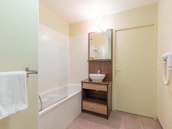 Appart'City Classic La Roche sur Yon Centre : photo 6 de la chambre appartement