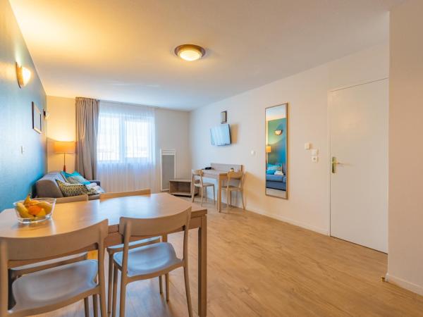 Appart'City Classic La Roche sur Yon Centre : photo 3 de la chambre grand appartement