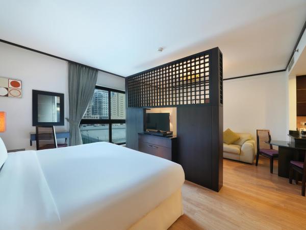 Park Apartments Dubai, an Edge By Rotana Hotel : photo 1 de la chambre chambre studio - lit king-size