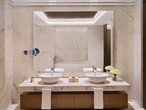 Sofitel Dubai The Obelisk : photo 2 de la chambre suite prestige 2 chambres avec accès au club millésime