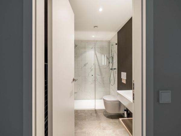 limehome Düsseldorf Stresemannstraße - Digital Access : photo 9 de la chambre suite avec balcon