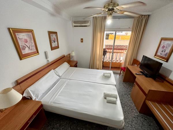 Hostal San Felipe : photo 5 de la chambre chambre double avec salle de bains privative