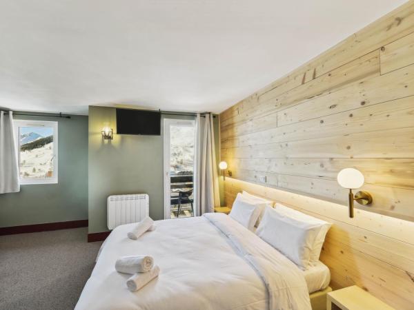 HOTEL TURAN : photo 5 de la chambre chambre quadruple supérieure