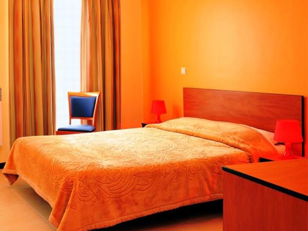 Hotel The Moon : photo 2 de la chambre chambre triple