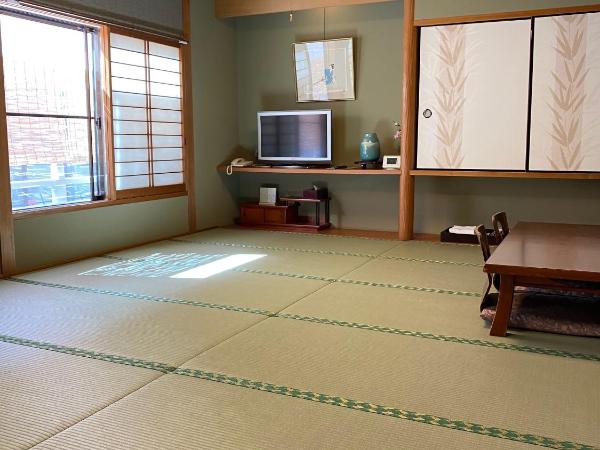 Ryokan Sawaya Honten : photo 3 de la chambre chambre quadruple Économique