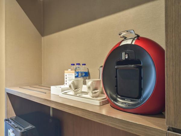 Ashley Wahid Hasyim Jakarta : photo 10 de la chambre chambre lit queen-size - ashley