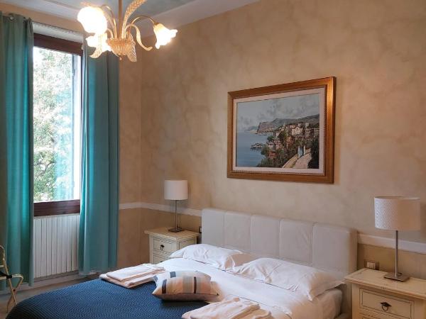 Lady Verona Residence : photo 2 de la chambre chambre double supérieure - vue sur rivière