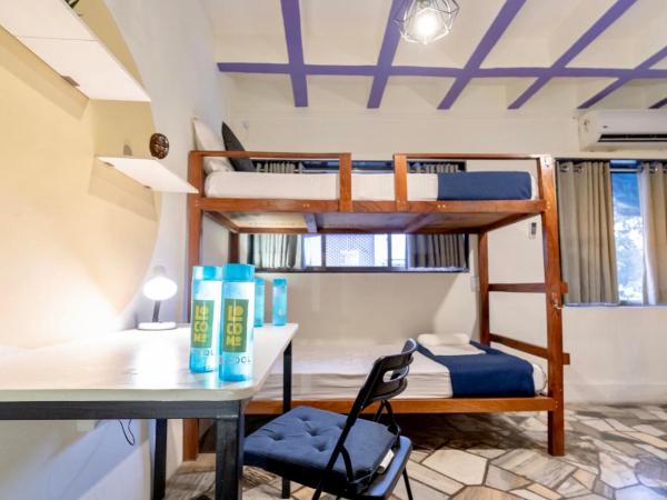 Locomo Mumbai - Stay Work Eat : photo 2 de la chambre lit dans dortoir premium de 4 lits