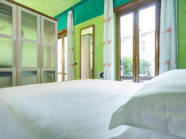 Hotel Firenze : photo 2 de la chambre chambre familiale (4 adultes) - bâtiment séparé