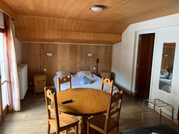 Hotel Le Concorde : photo 1 de la chambre chambre familiale - vue sur montagne