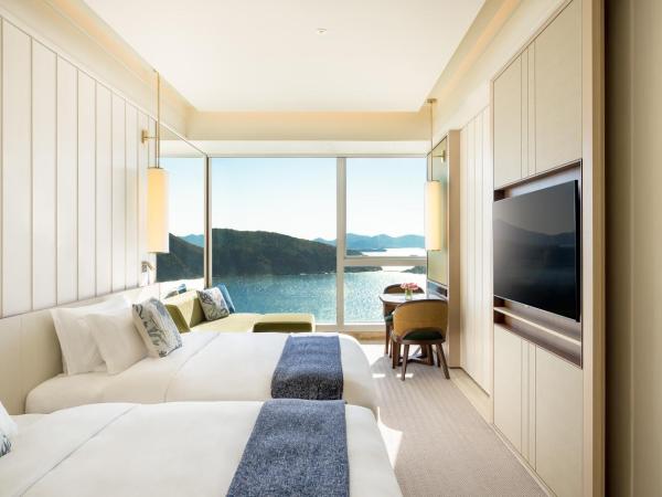 The Fullerton Ocean Park Hotel Hong Kong : photo 3 de la chambre oceanfront with 2 queens bed room