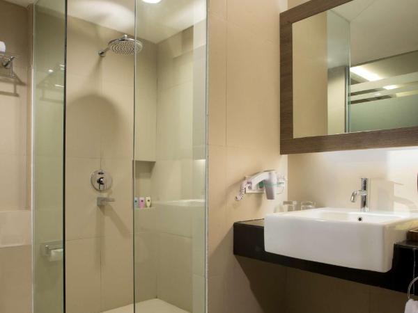 BW Kemayoran Hotel & Convention Powered by Archipelago : photo 4 de la chambre suite junior lit king-size - non-fumeurs