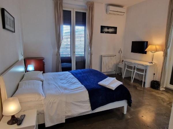 Palermo Rooms : photo 1 de la chambre suite avec balcon