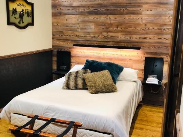 Logis Hotel Des Bains : photo 10 de la chambre chambre double standard - hébergement accessible uniquement par des escaliers