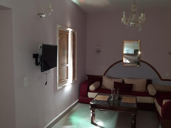 Résidence Habiba : photo 8 de la chambre chambre double - vue sur piscine