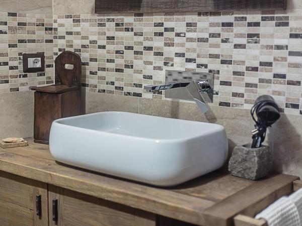 Domus Antica Aosta : photo 10 de la chambre chambre double deluxe avec balcon