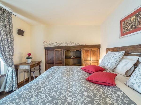 Domus Antica Aosta : photo 1 de la chambre suite